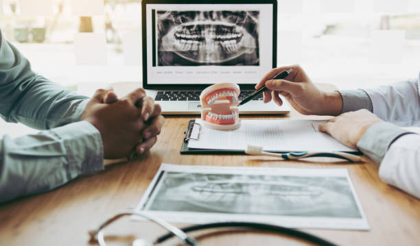 Best Dentist for Tooth Abscess  in June Park, FL